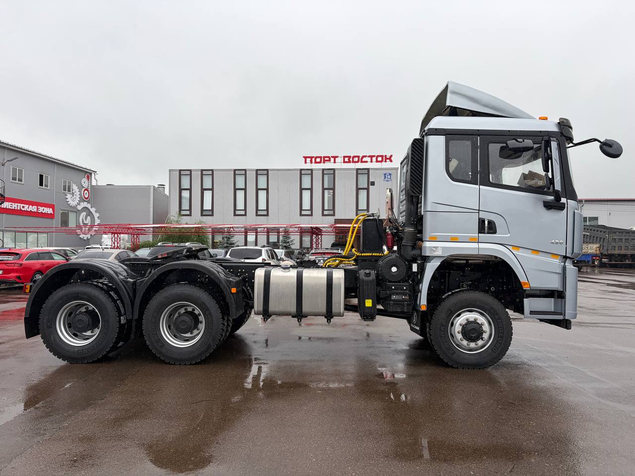 Седельный тягач Shacman X3000 SX42586V385 (Серый) 2024г. 6x6 в Екатеринбурге