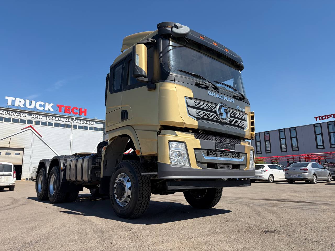 Седельный тягач Shacman X3000 SX42586V385 6x6 в Екатеринбурге
