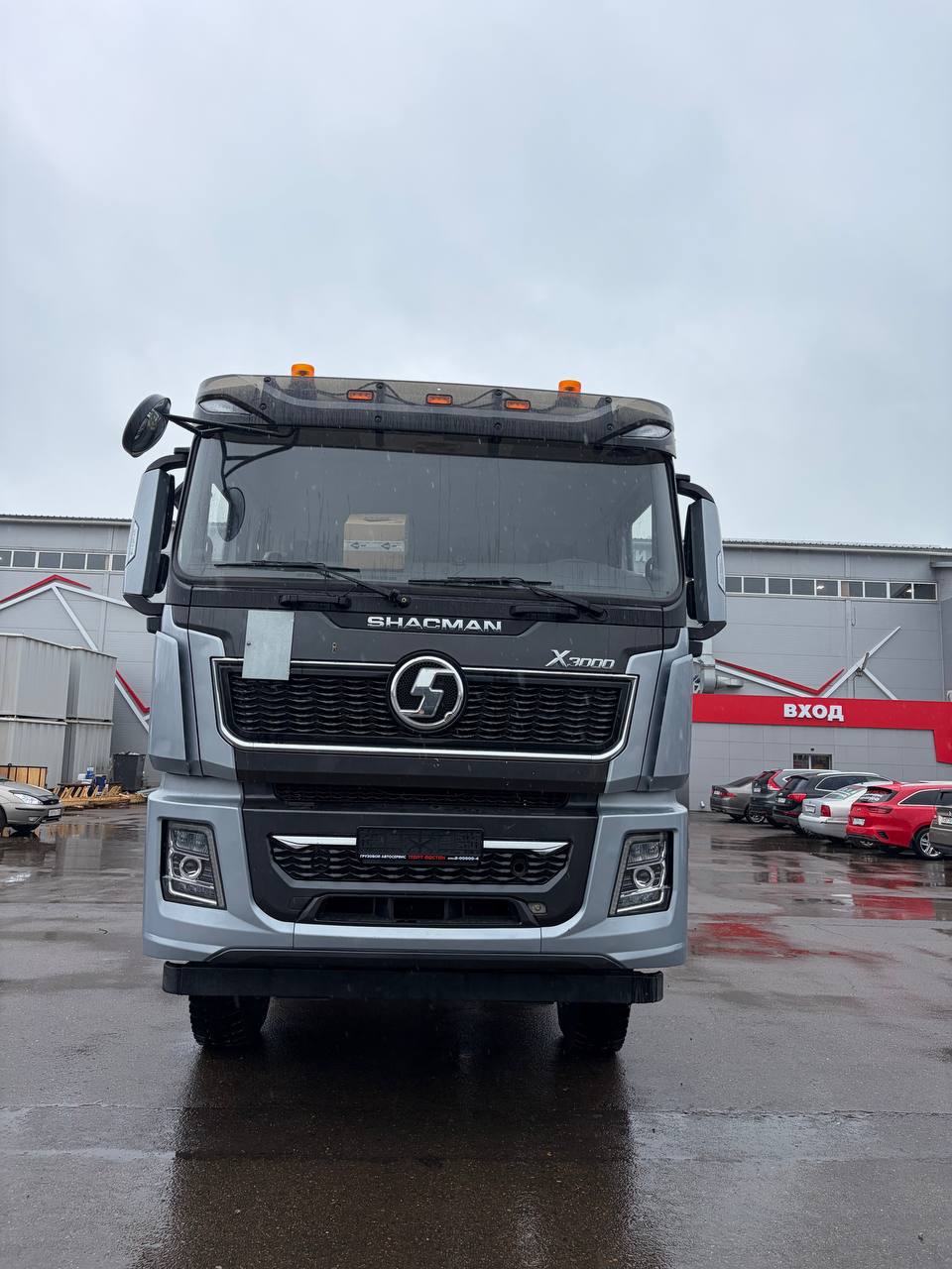 Седельный тягач Shacman X3000 SX42586V385 (Серый) 2024г. 6x6 в Екатеринбурге