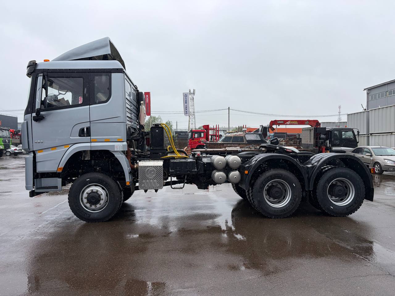 Седельный тягач Shacman X3000 SX42586V385 (Серый) 2024г. 6x6 в Екатеринбурге