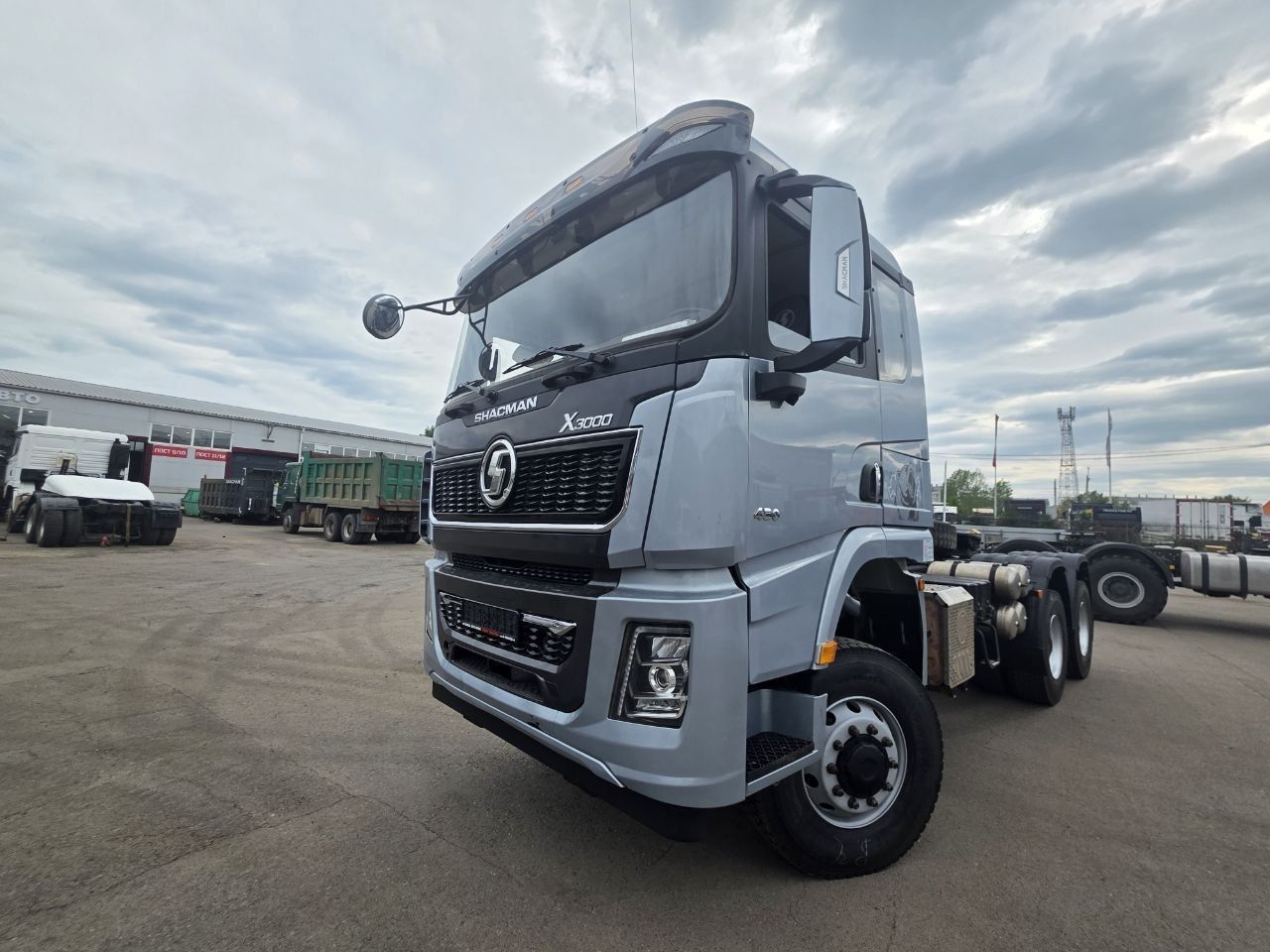  Shacman X 3000 SX42586V385 (Серый) 2023г., 6x6